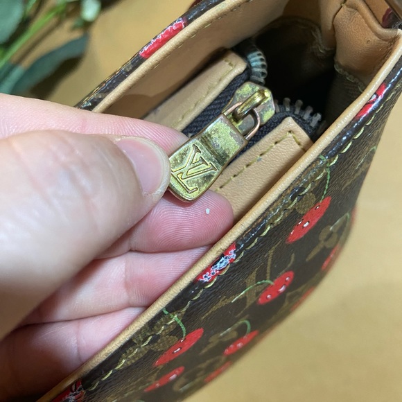 Leather Cherry Bag. - Picture 5 of 11